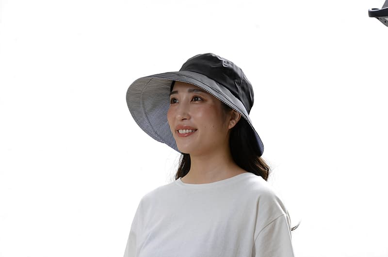 アウトドア　帽子 小顔効果抜群　撥水機能付きつば広ハット