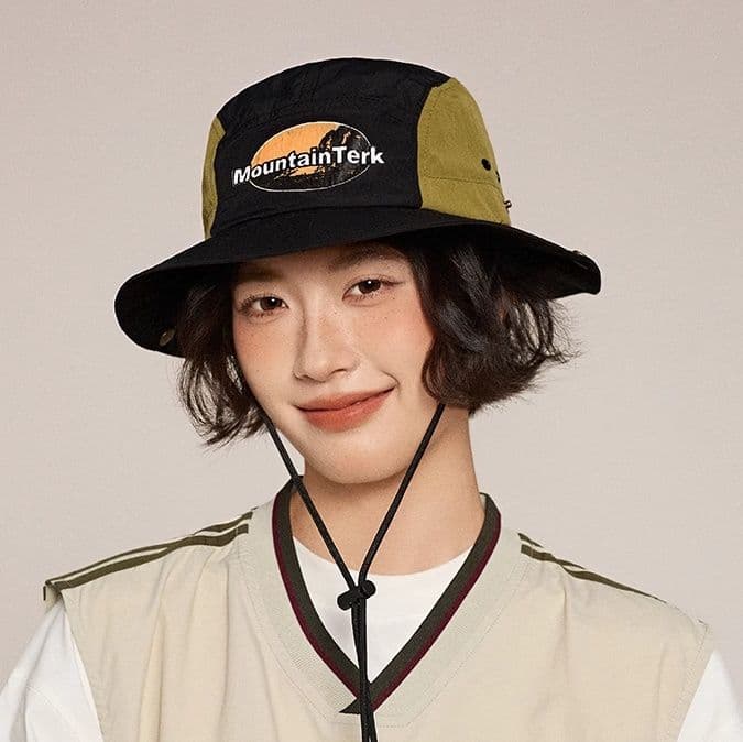 アウトドア 帽子 冒険者のあごひも付きハット