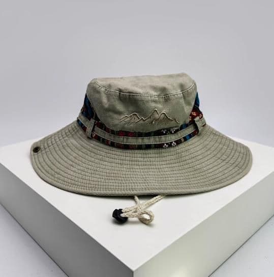 アウトドア 帽子 山岳刺繍ワイドブリムハット